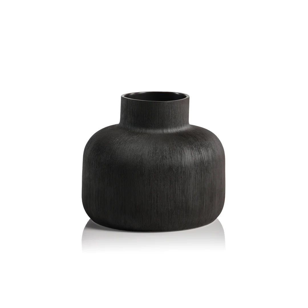 Sugi Porcelain Vase- Black 8.5"